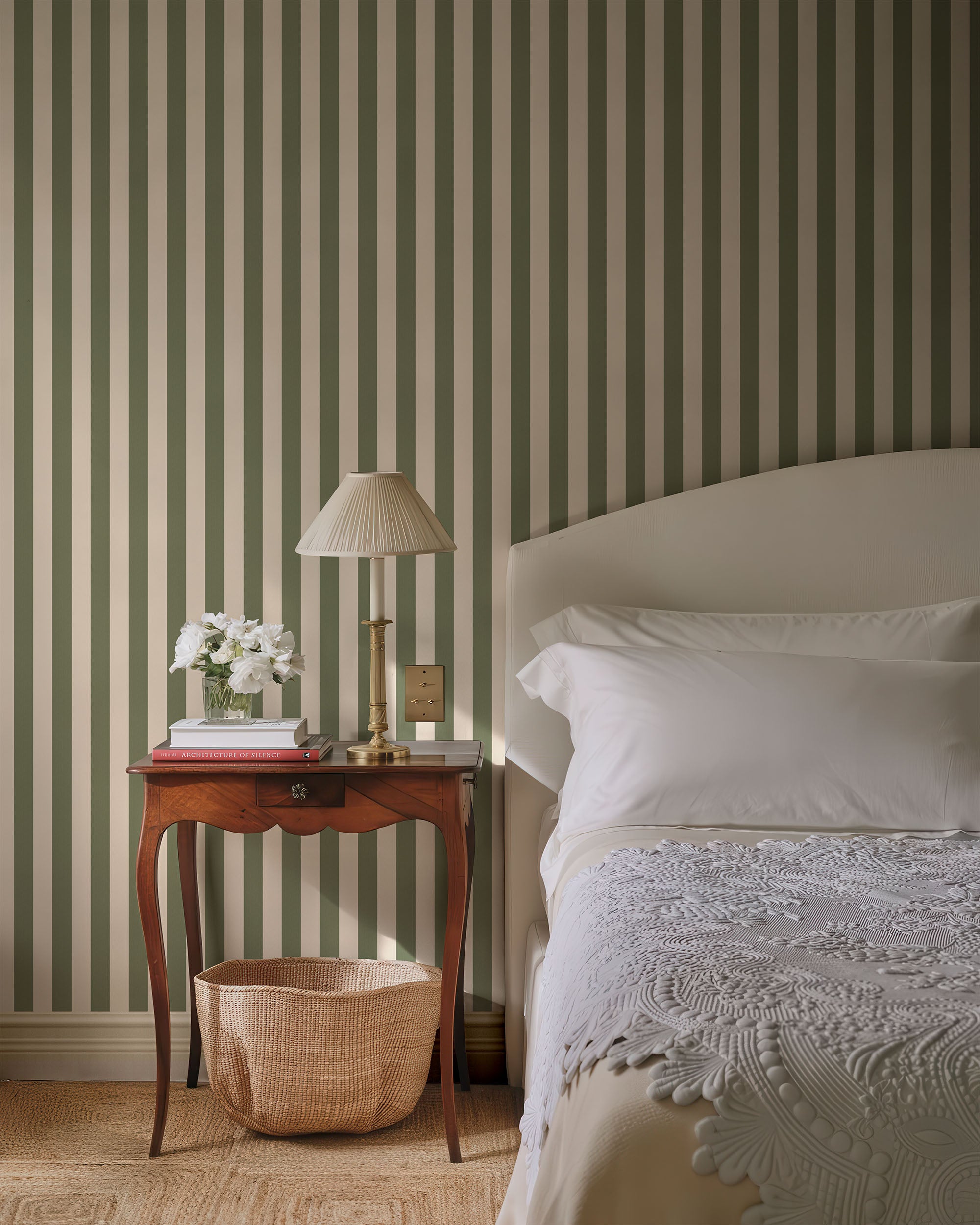 CLASSIC STRIPE WALLPAPER