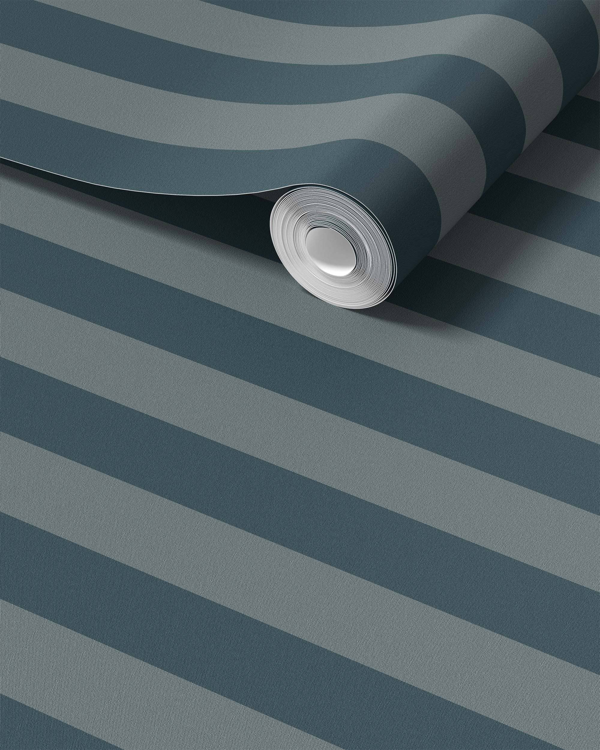 CLASSIC STRIPE WALLPAPER