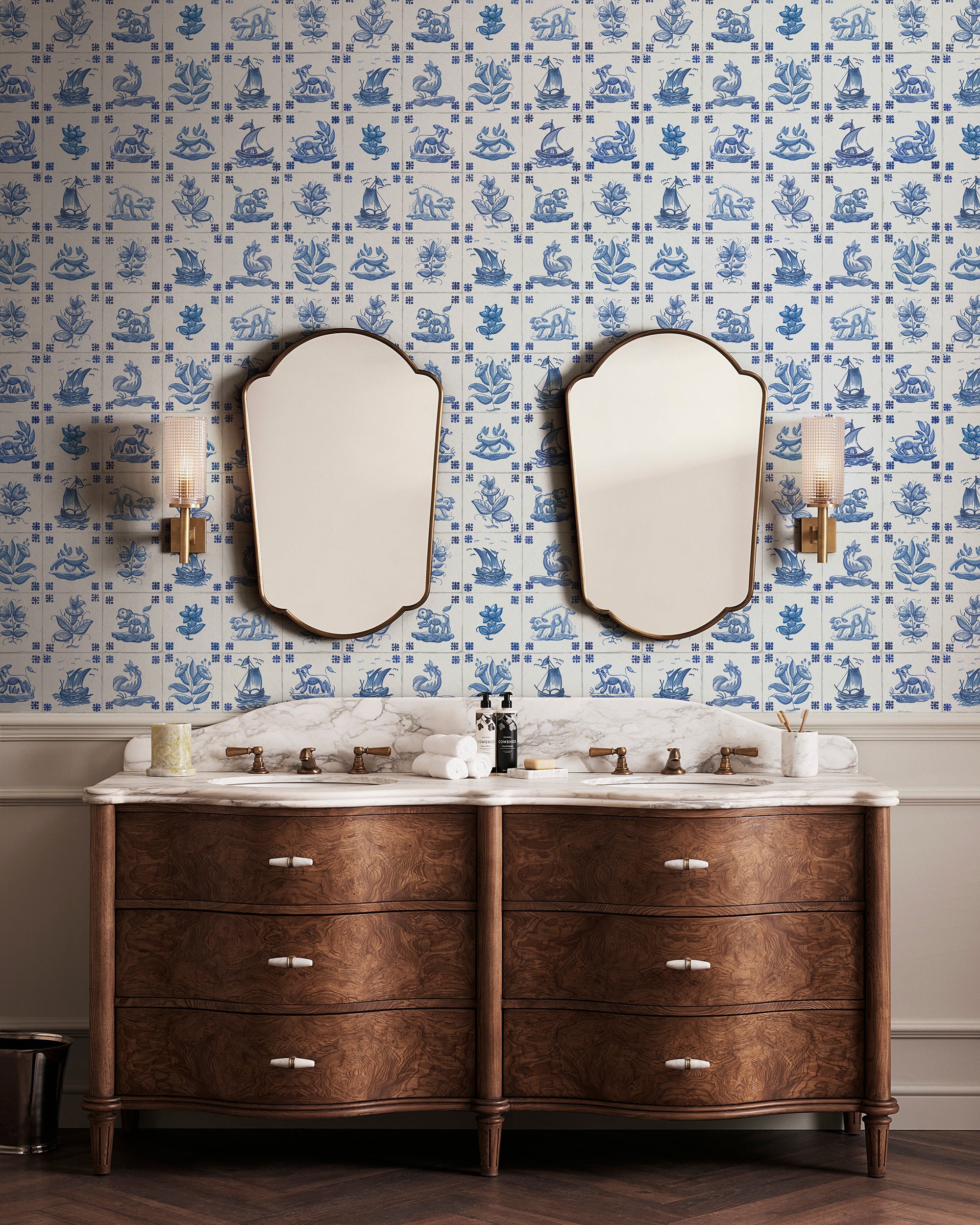 DELFT TILE WALLPAPER