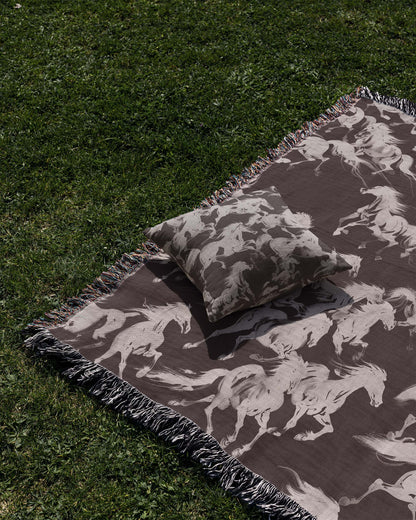 MUSTANG TAPESTRY BLANKET