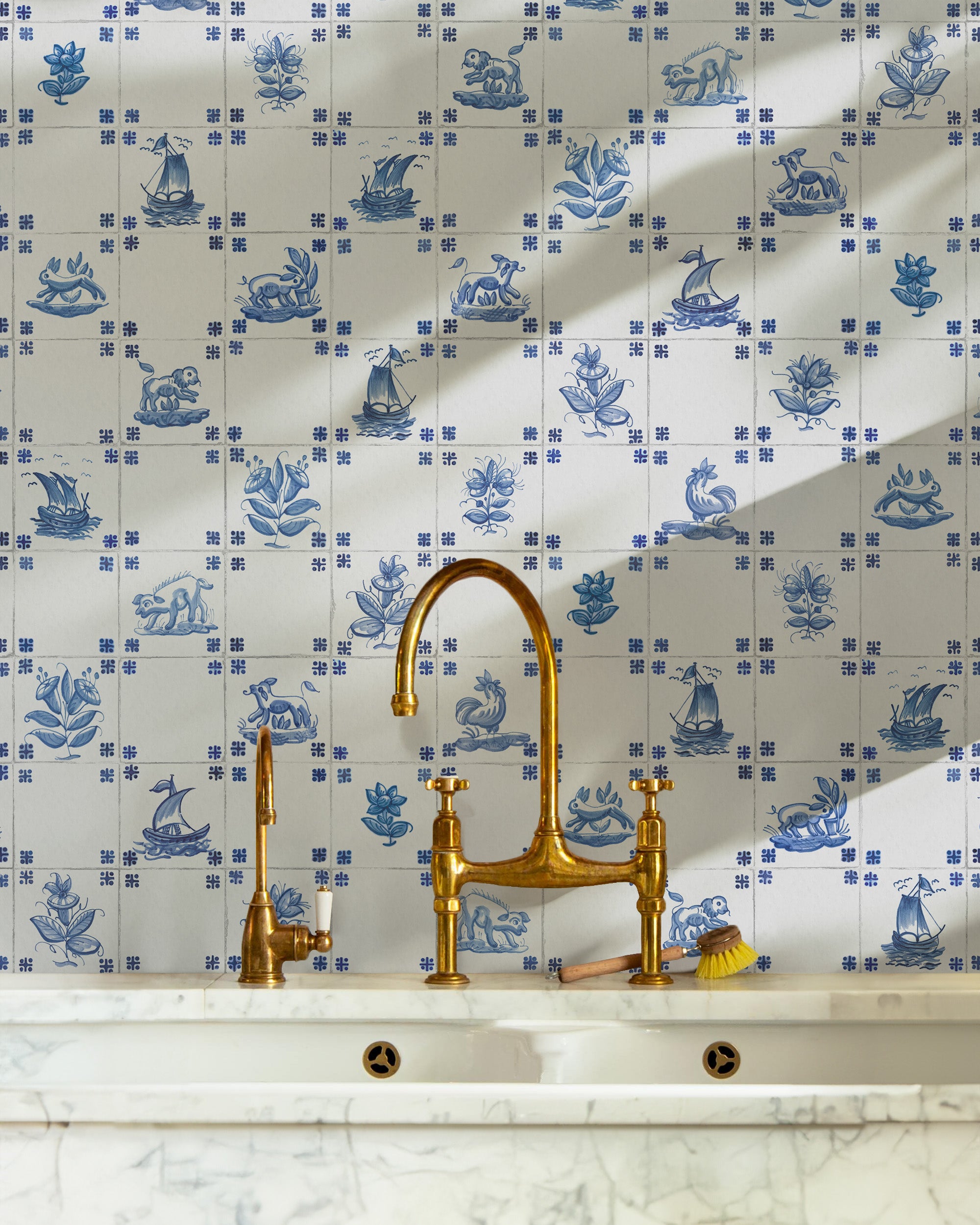 Design wallpaper in Mediterranean style with an ornamental pattern |  Hohenberger