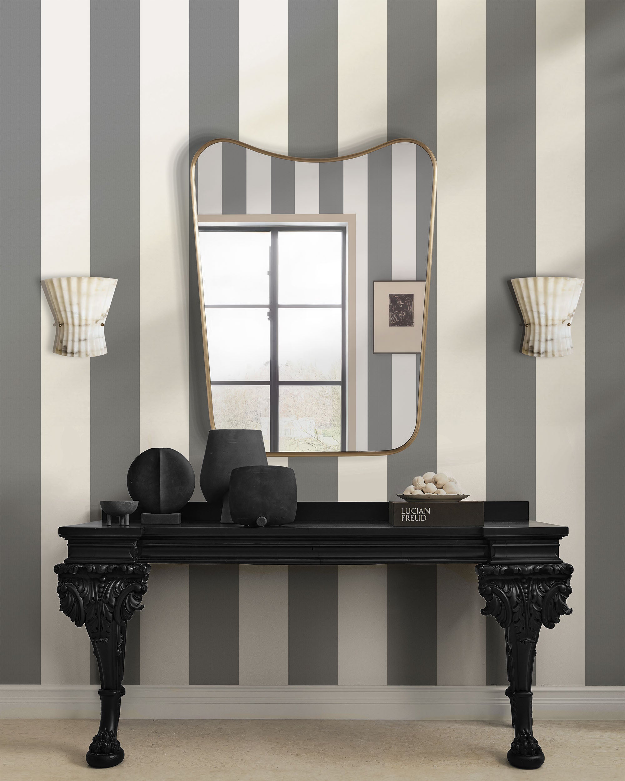 BOLD STRIPE WALLPAPER