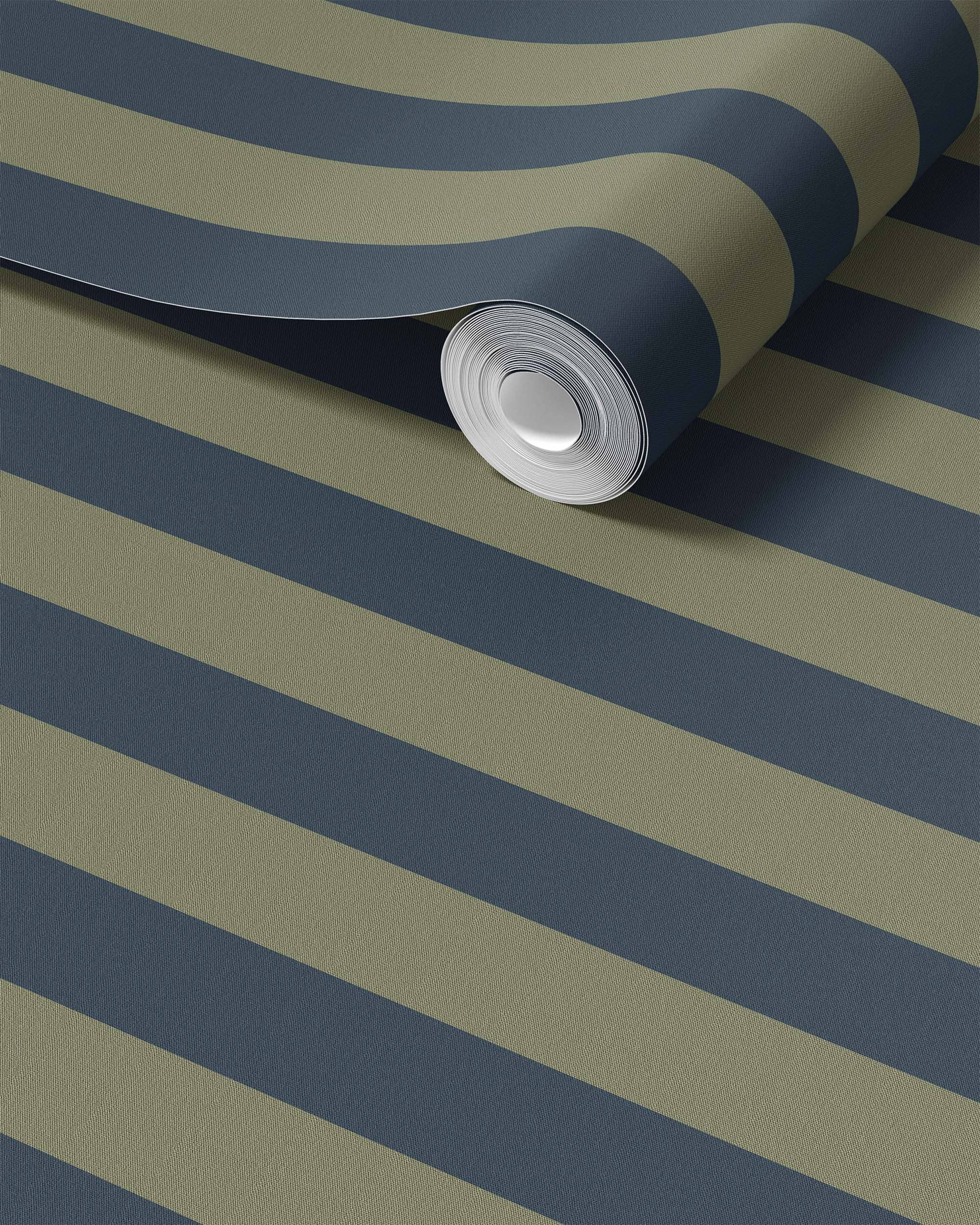 CLASSIC STRIPE WALLPAPER