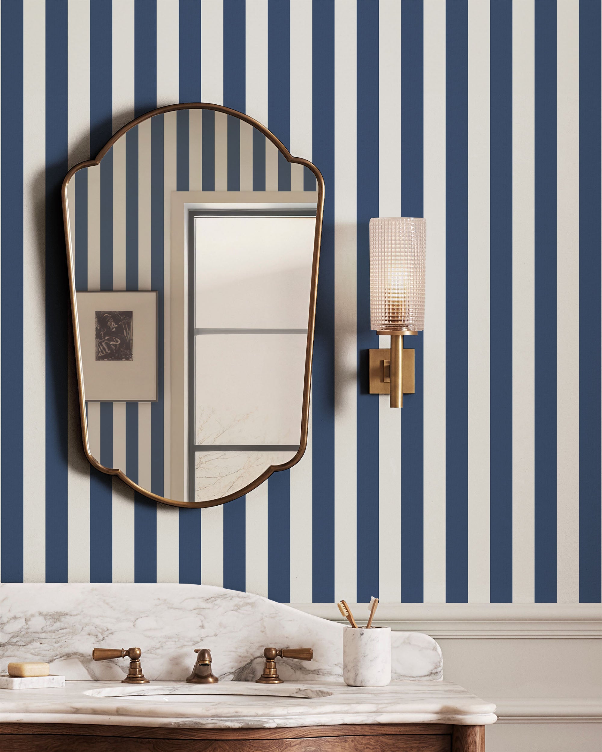 CLASSIC STRIPE WALLPAPER