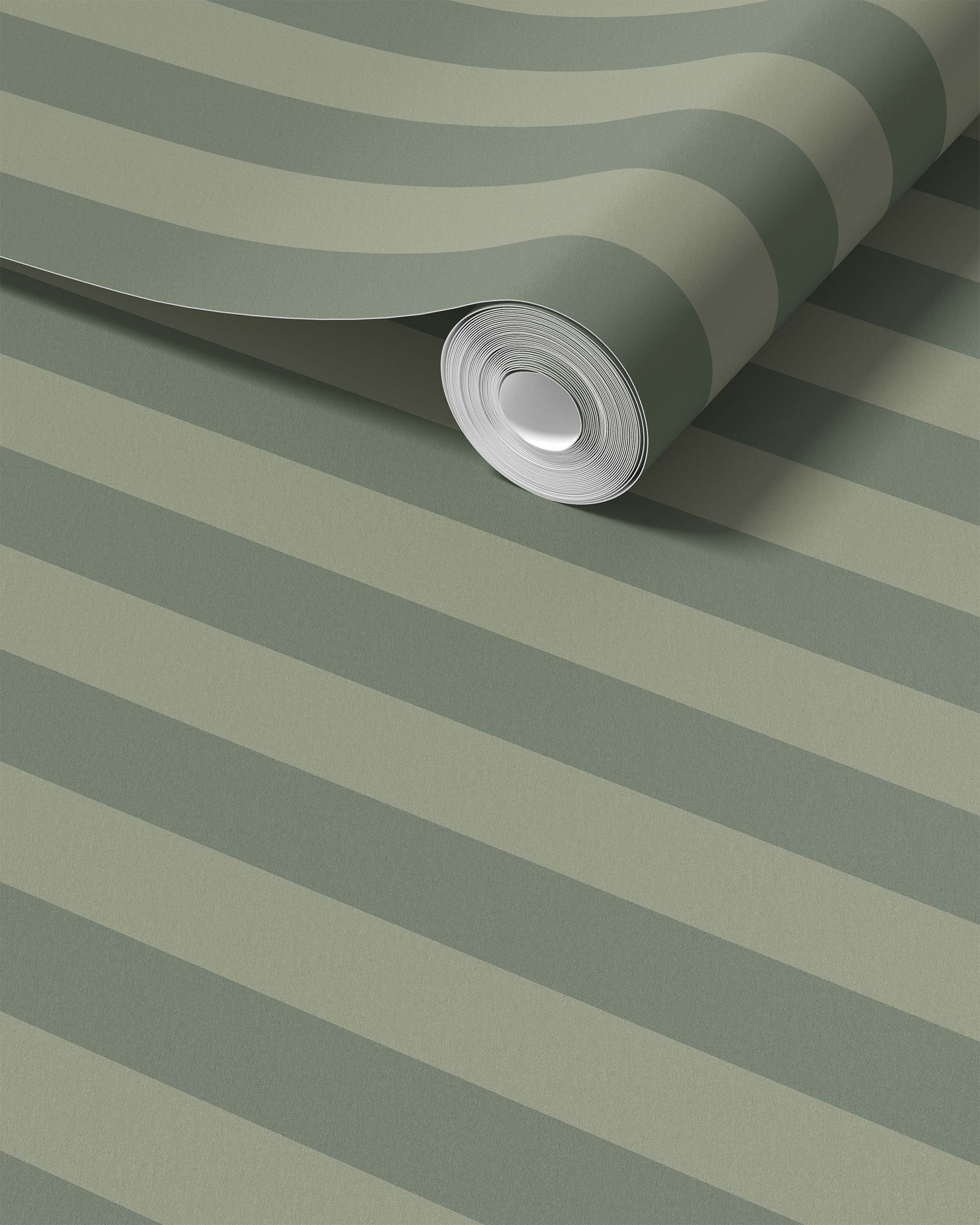 CLASSIC STRIPE WALLPAPER