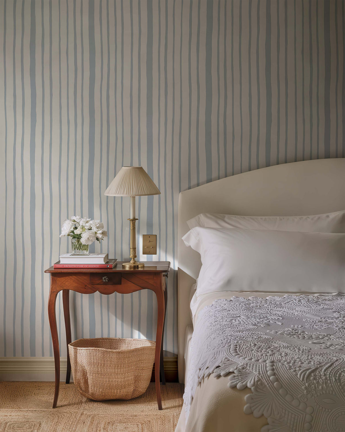 STUDIO STRIPE WALLPAPER